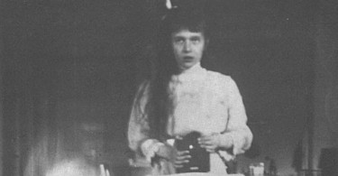 Selfie de Ducesa Anastasia Romanova, 1914